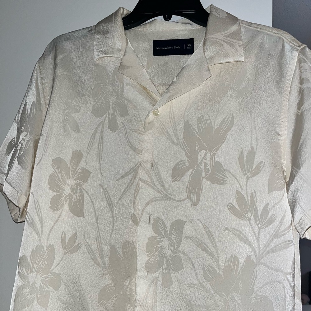 Abercrombie button up